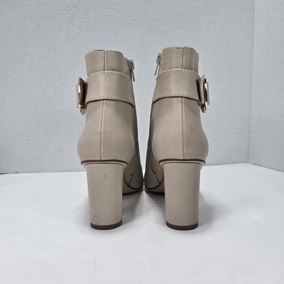 Marian Made In Spain Luxurious Soft Leather Beige Ankle Boots Size EU 37 US 6 - Picture 3 of 13